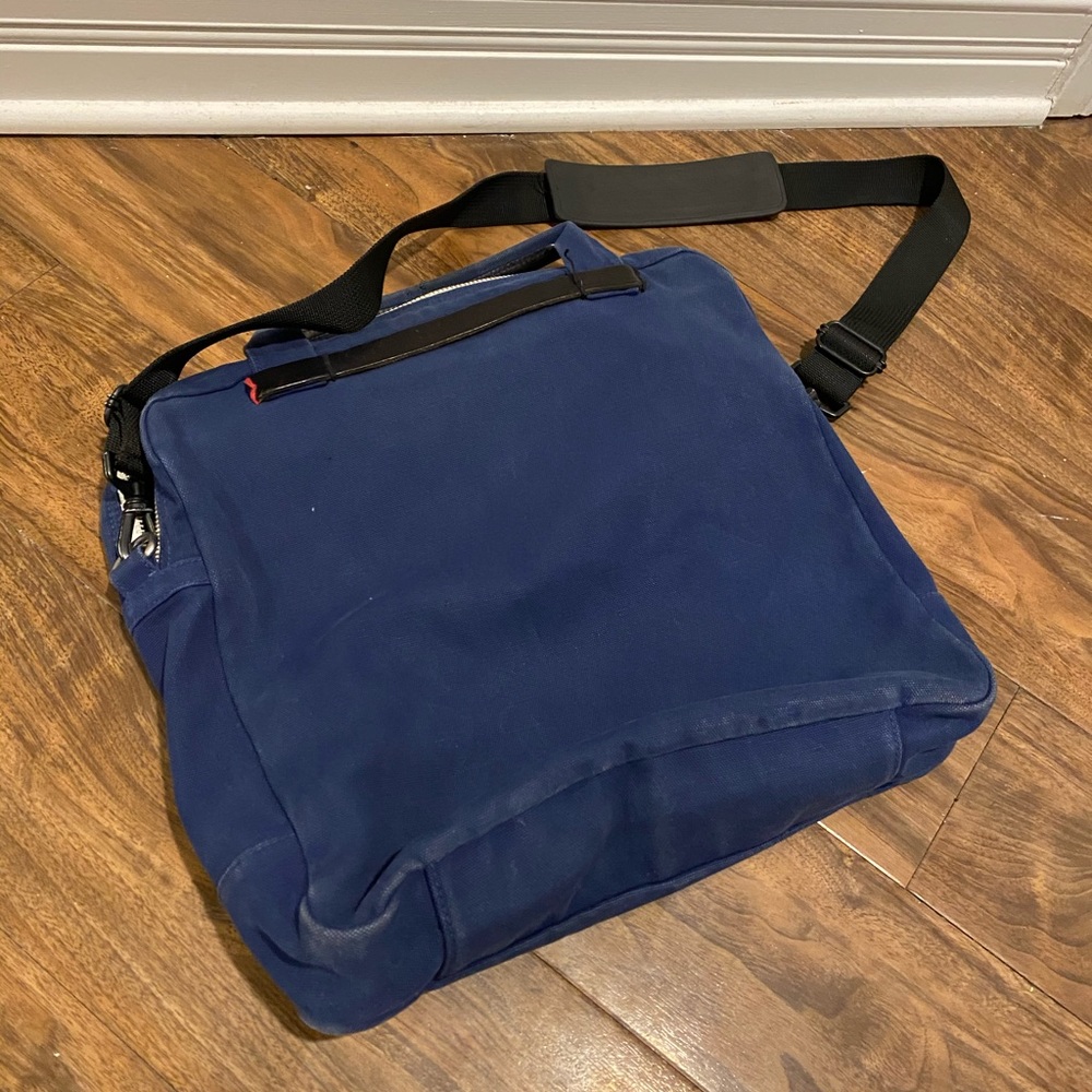 Ben Sherman Messenger Bag